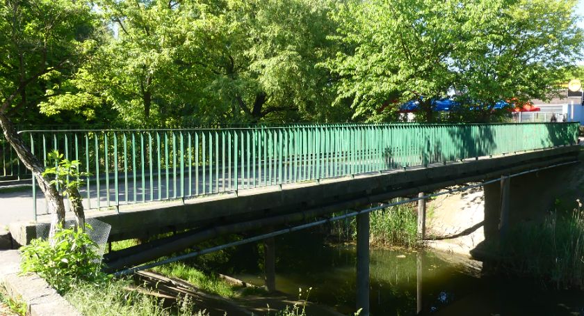 Mostki w parku Szczęsliwickim czeka remont