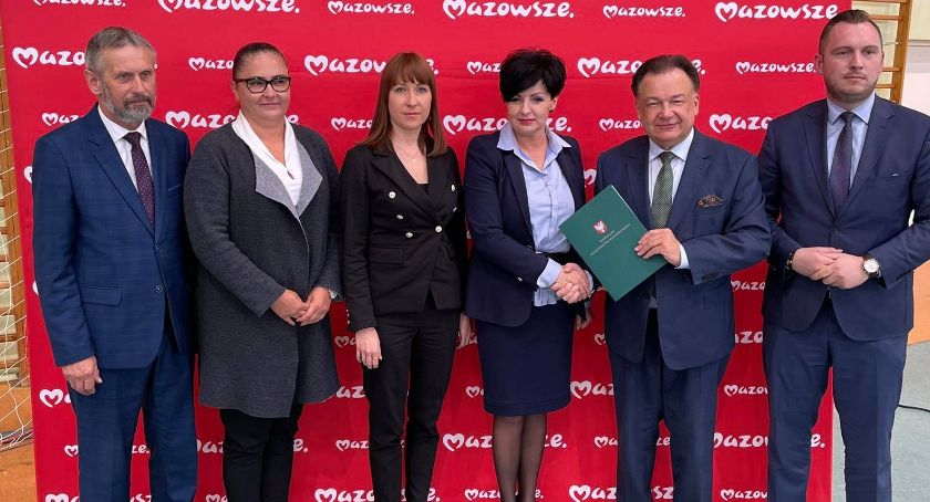 Jak pomaga samorząd Mazowsza?