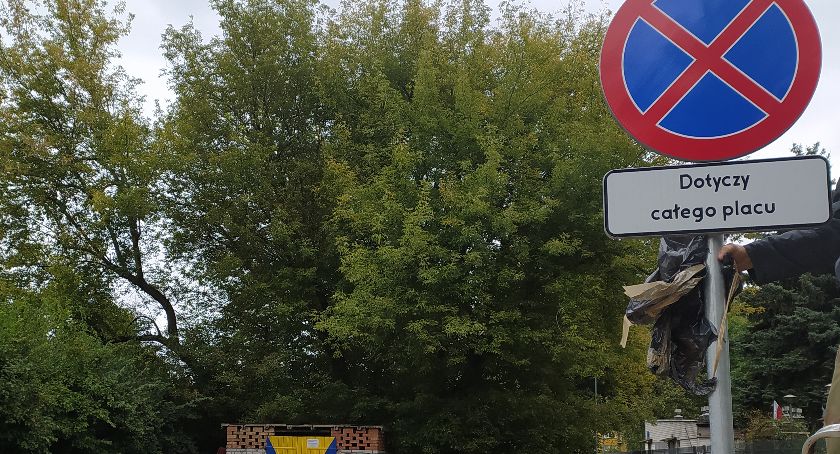 Absurdy SPPN przy ul. Grzeszczyka