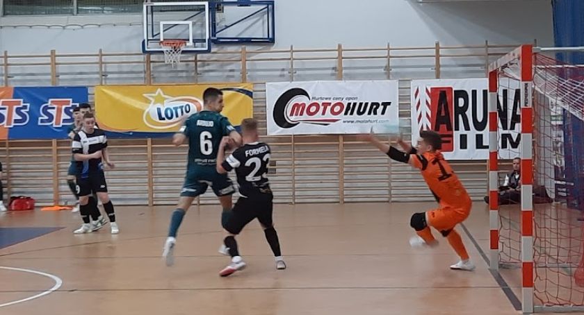 Legia Warszawa Futsal wygrywa na Gładkiej 
