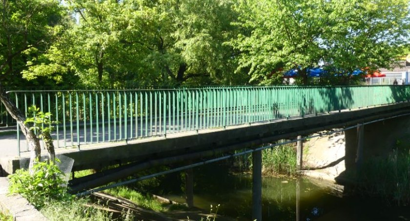 Mostek w Parku Szczęśliwickim - rozpoczyna się modernizacja