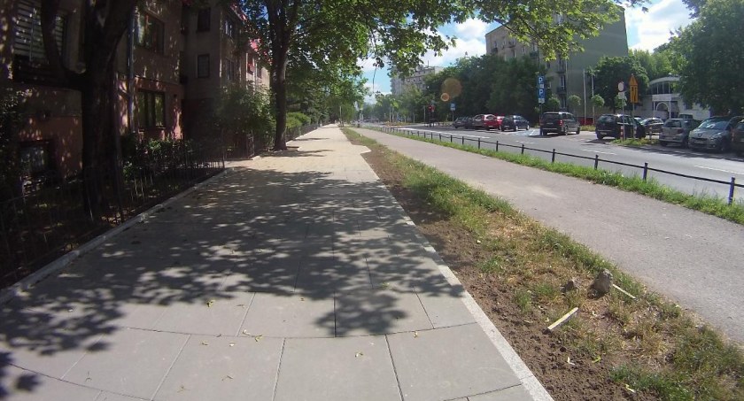 Problem z chodnikiem na Szczęśliwickiej