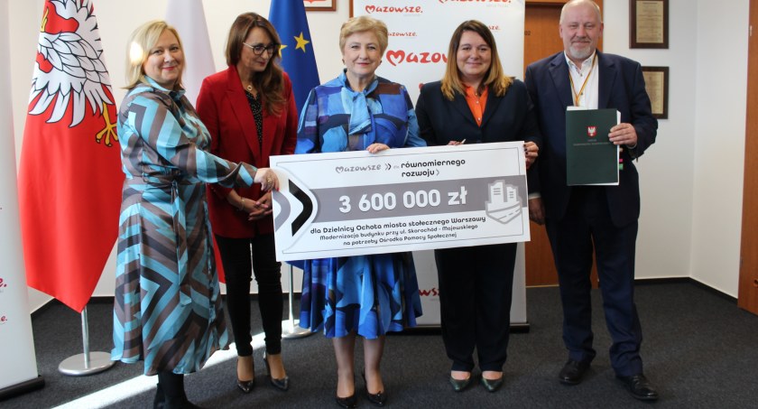 Ponad trzy i pół miliona złotych dotacji dla OPS Ochota!