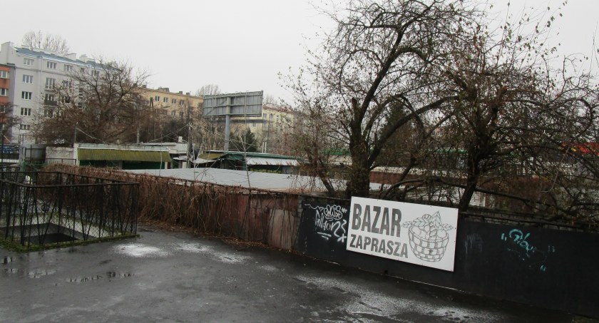 Był bazarek i co po nim zostało? 