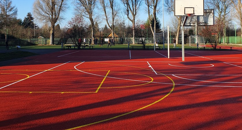 Wyremontowana infrastruktura sportowa w SP 227