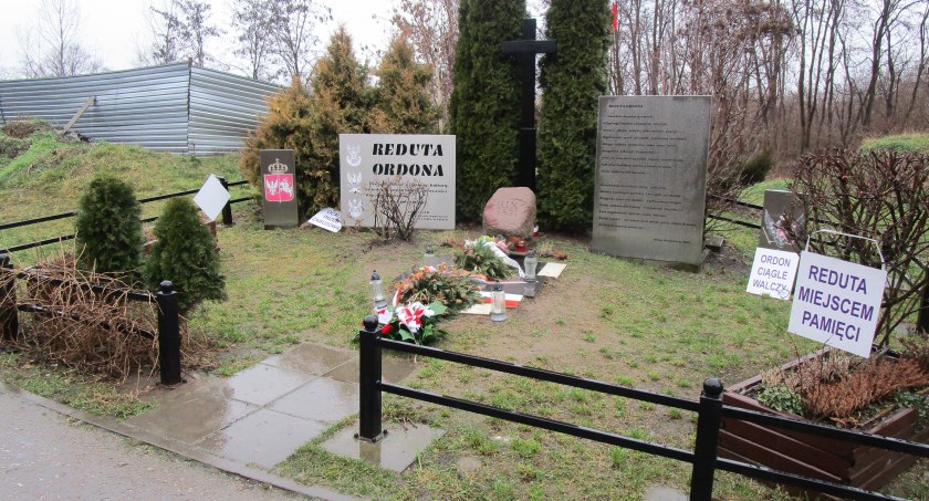 Czym więcej kartek tym poważniejsza walka? 