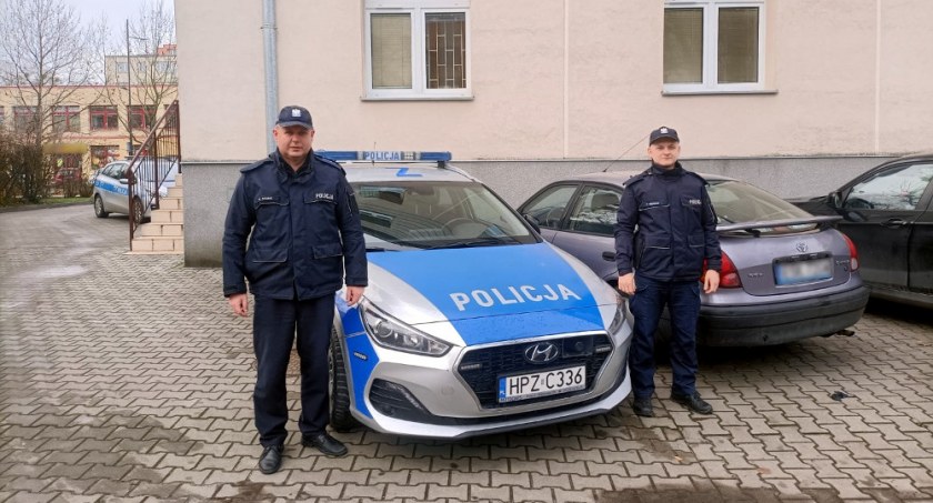 Uratowali życie mężczyźnie