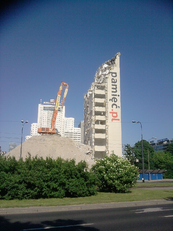 Pamięć,  historia , tradycja . 