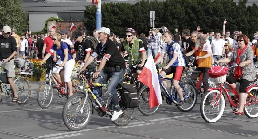 XVI Rowerowy Przejazd Świeczkowy w rocznicę wybuchu Powstania Warszawskiego