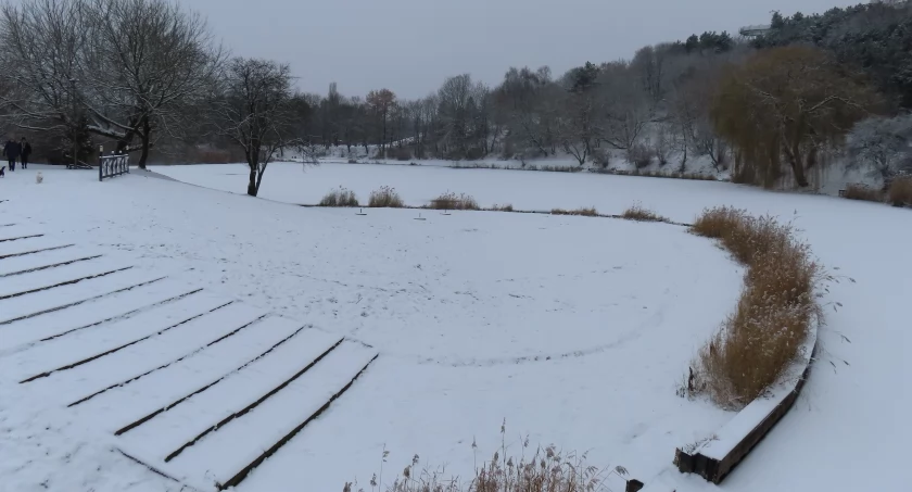 Śnieg, lód i dzieci na sankach a tutaj morsów nie ma