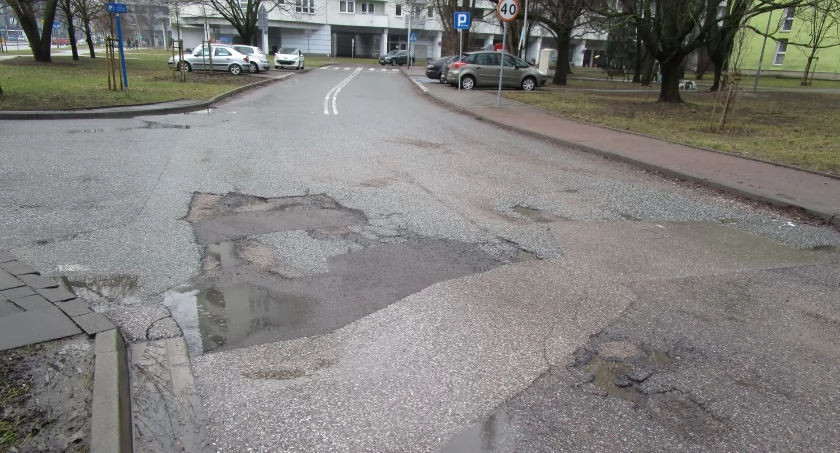 Racławicka - Sierpińskiego do wiosennej naprawy