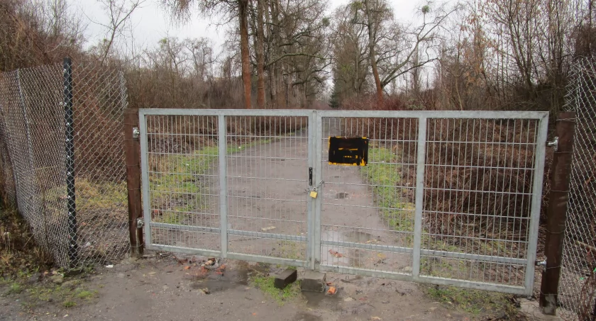 Forty Szczęśliwice zabezpieczone