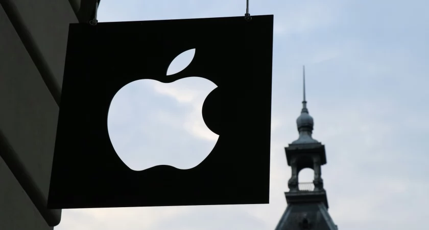 Naprawa iPhone – gdzie w Warszawie znajdziesz pomoc godną zaufania?