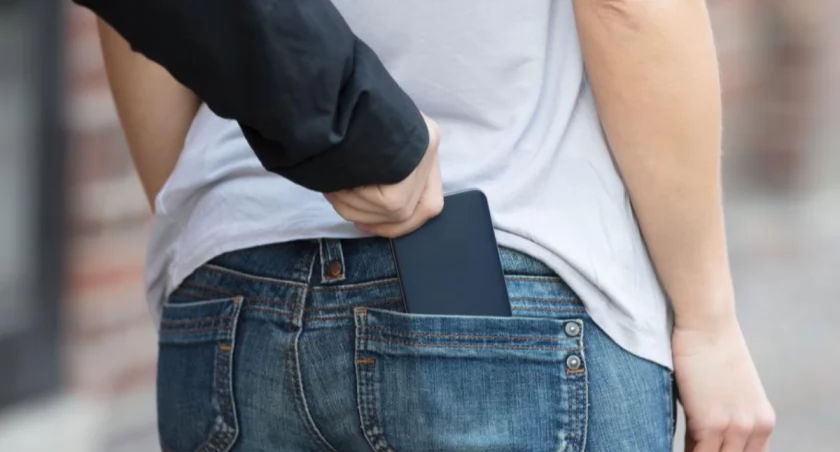 Poszukiwany złodziej telefonu . Może go rozpoznajesz?