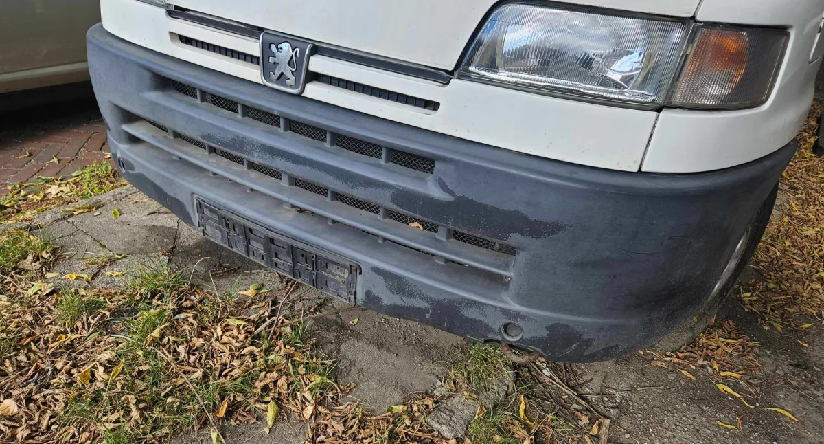 Płatne parkowanie - dziwna plaga kradzieży tablic rejestracyjnych