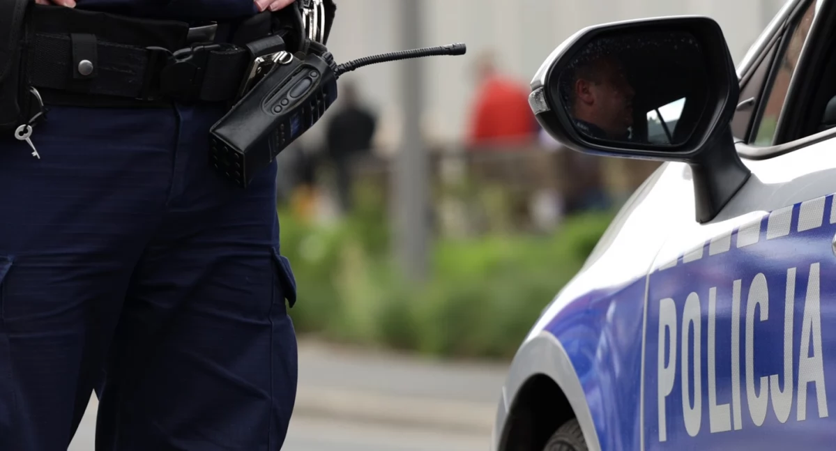 Policjanci uratowali życie rowerzyście