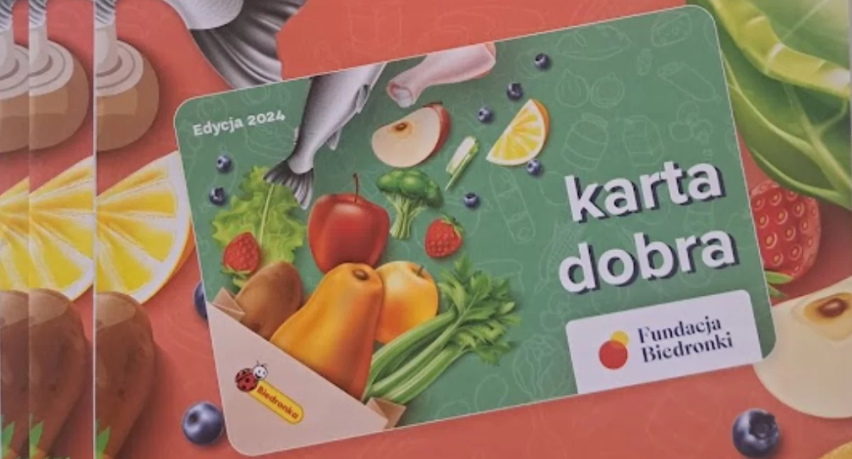 170 seniorów z Ochoty otrzymało Kartę Dobra i świąteczne upominki
