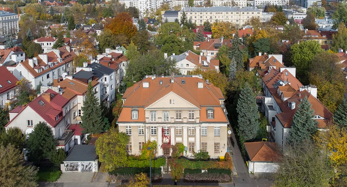 Spacer po Kolonii Staszica – odkryj tajemnice Starej Ochoty!