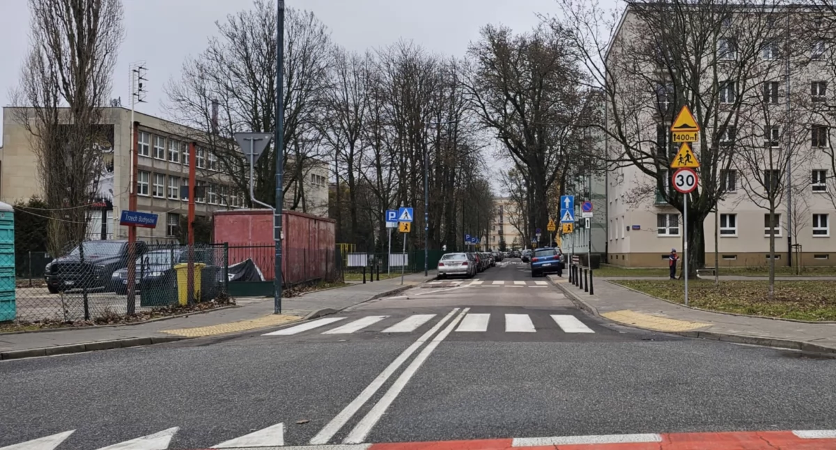 Trzech Budrysów - nadchodzą aktywiści