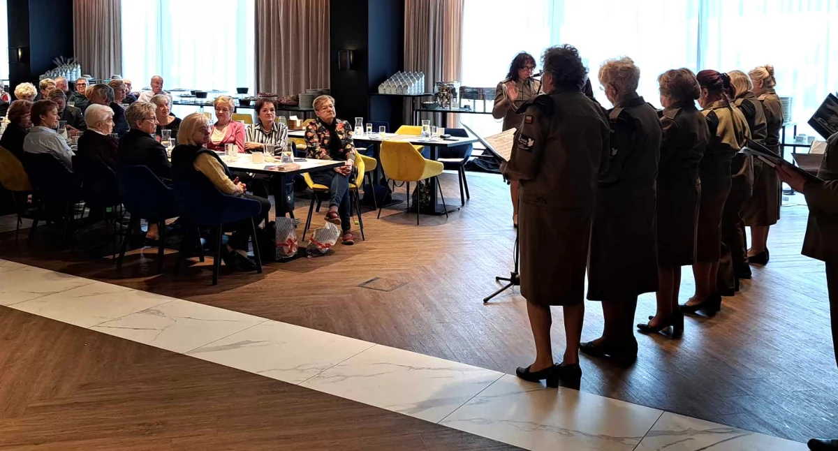 Arche Hotel Krakowska – Wielkanoc z seniorami