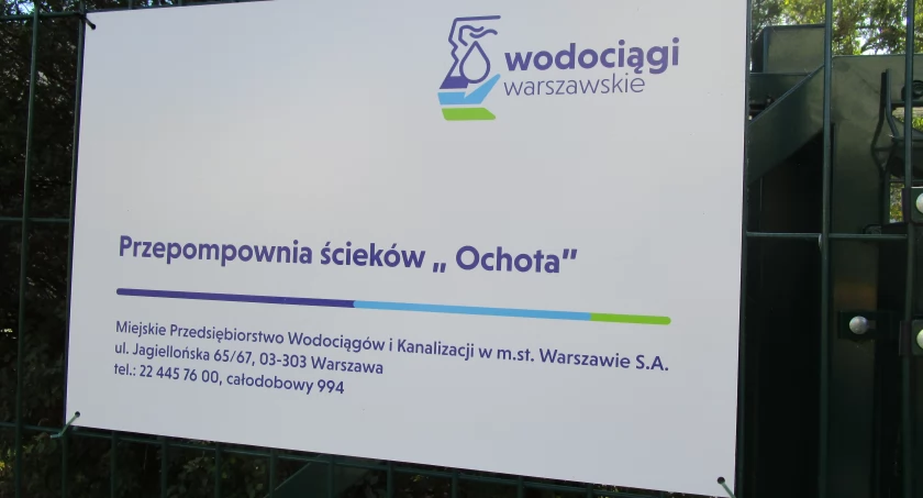Walentego Skorochód Majewskiego czasami capi szambem.