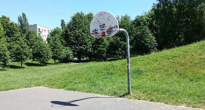 Rakowiec – Boisko do kosza