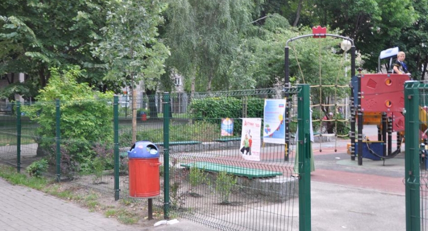 Plac Baśniowy - będzie kamera?