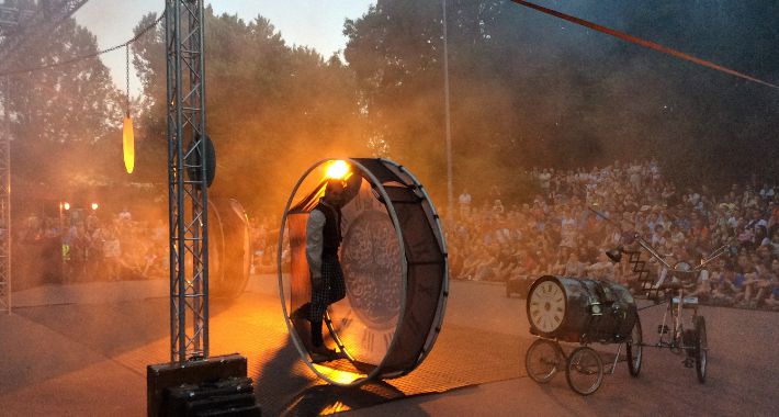 Szczęśliwice - trwa Festiwal Sztuka Ulicy 