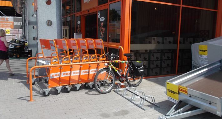 OBI na al. Krakowskiej już przyjazna rowerzystom 