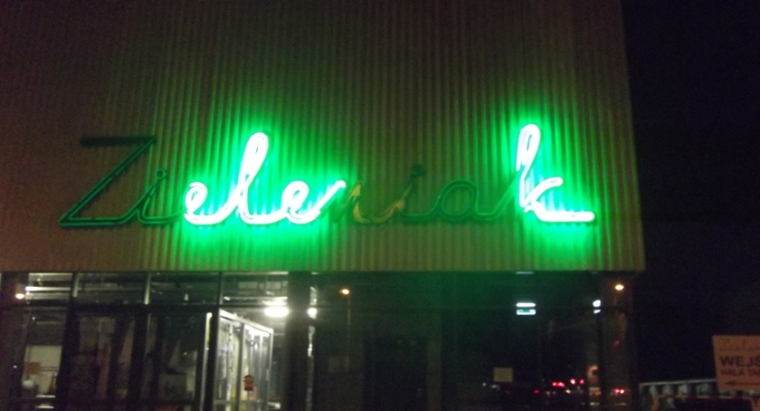 Dobra  reklama  na Zieleniaku?