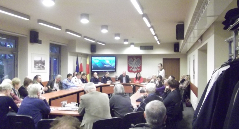 Krótka relacja z debaty o bezpieczeństwie . 