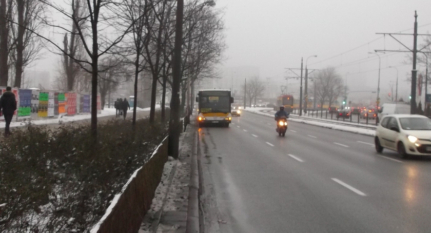 Grójecka - nowa pętla autobusowa ,czy niepotrzebny trzeci pas ruchu?