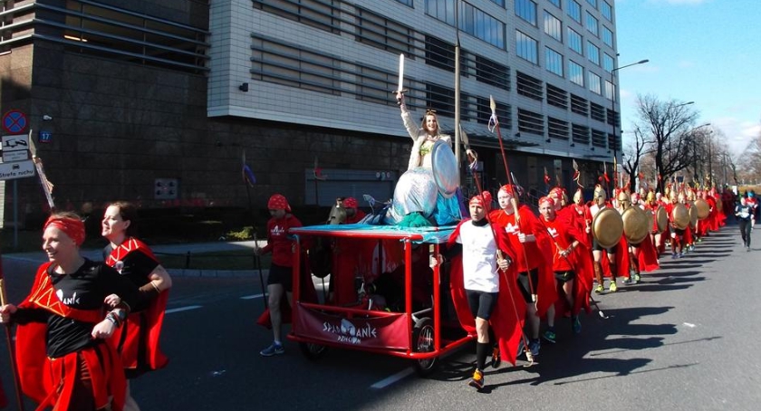 Półmaraton Warszawski z perspektywy wolontariusza.