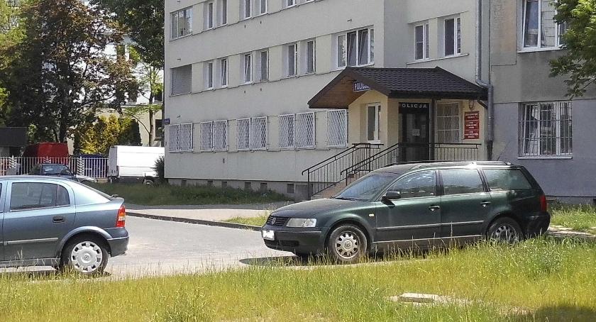 Pod komisariatem –jak pod ochroną .