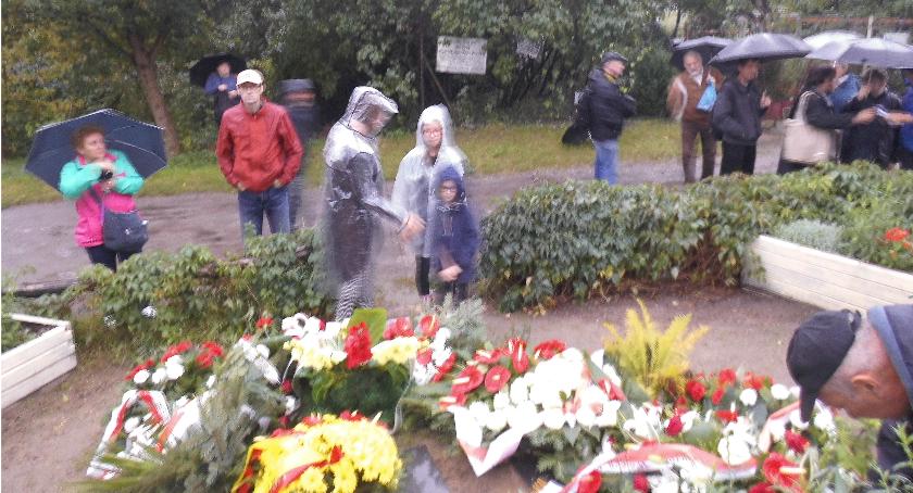 Obchody rocznicy Reduty Ordona w rzeczywistym czasie. 
