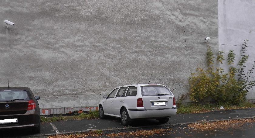 Specjalnie chroniony parking . 