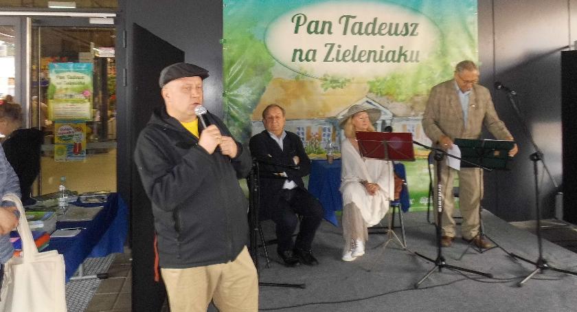 Na Zieleniaku: Pan Tadeusz, Dzień Dziecka i zbiórka na flagi