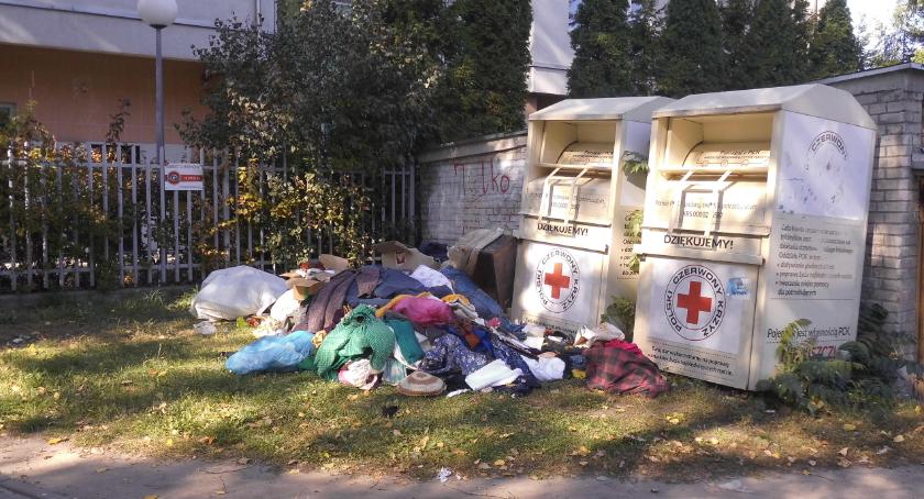 Bogactwo aż kipi na zewnątrz.. 