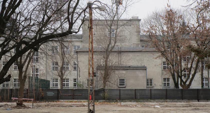 Kontrowersje wokół słupa 