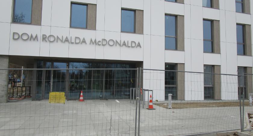 Dom Ronalda McDonalda  już  na ukończeniu?