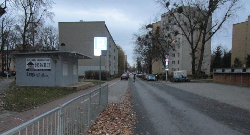 Gdzie się podziały wszechobecne samochody?