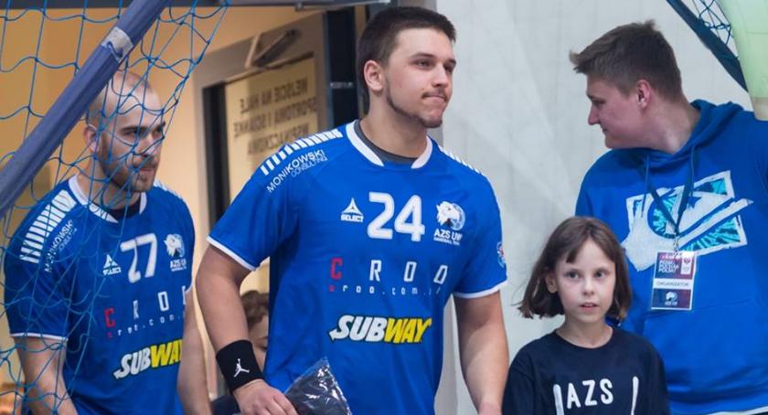 Pierwsze zwycięstwo AZS UW !