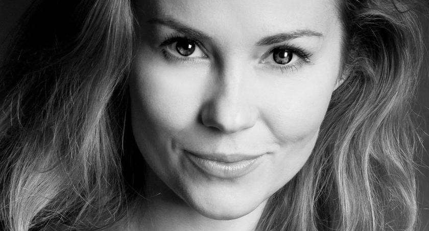 Piosenki Agnieszki Osieckiej śpiewa Julita Kożuszek