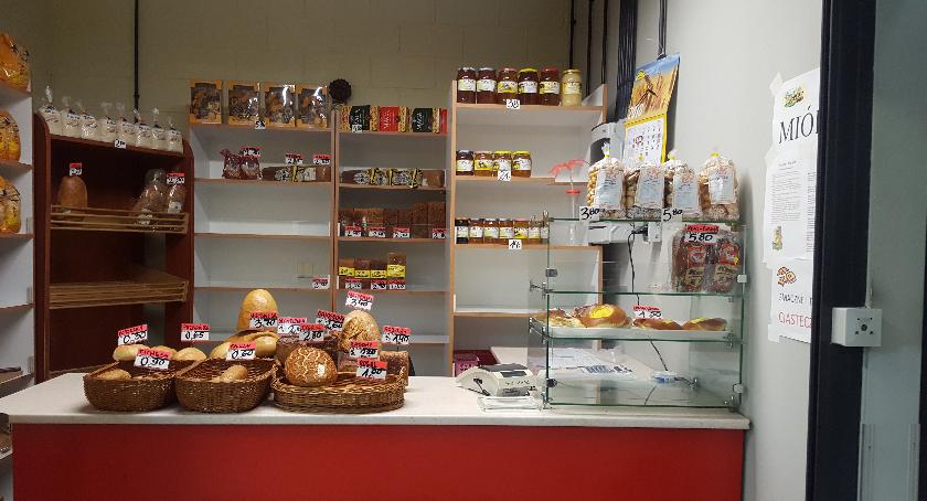 Pyszne, świeże pieczywo na rozpoczęcie dnia