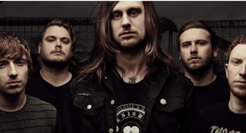 Koncert While She Sleeps