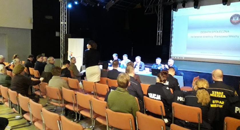 Debata o bezpieczeństwie we Włochach