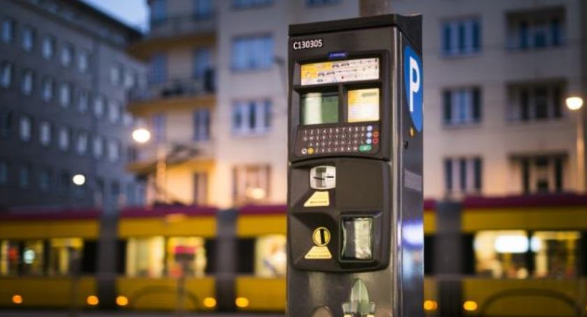 Co dalej z płatną strefą parkowania?