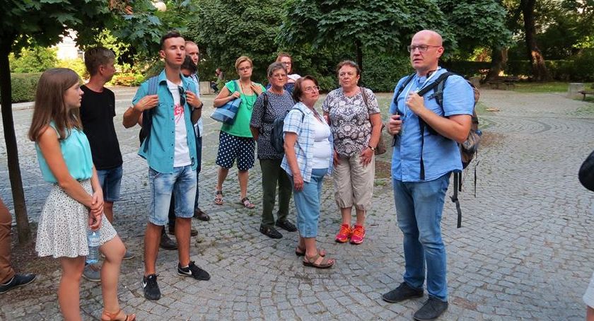 Warszawski Łazik vel Anna Szumowska odchodzi