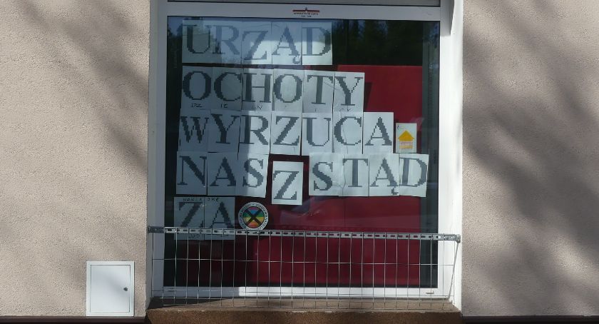 Urzędowe tupanie z zastraszaniem