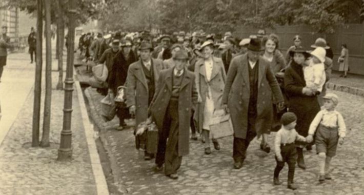 Wojenna rapsodia, czyli skomplikowane losy Polaków - wykład